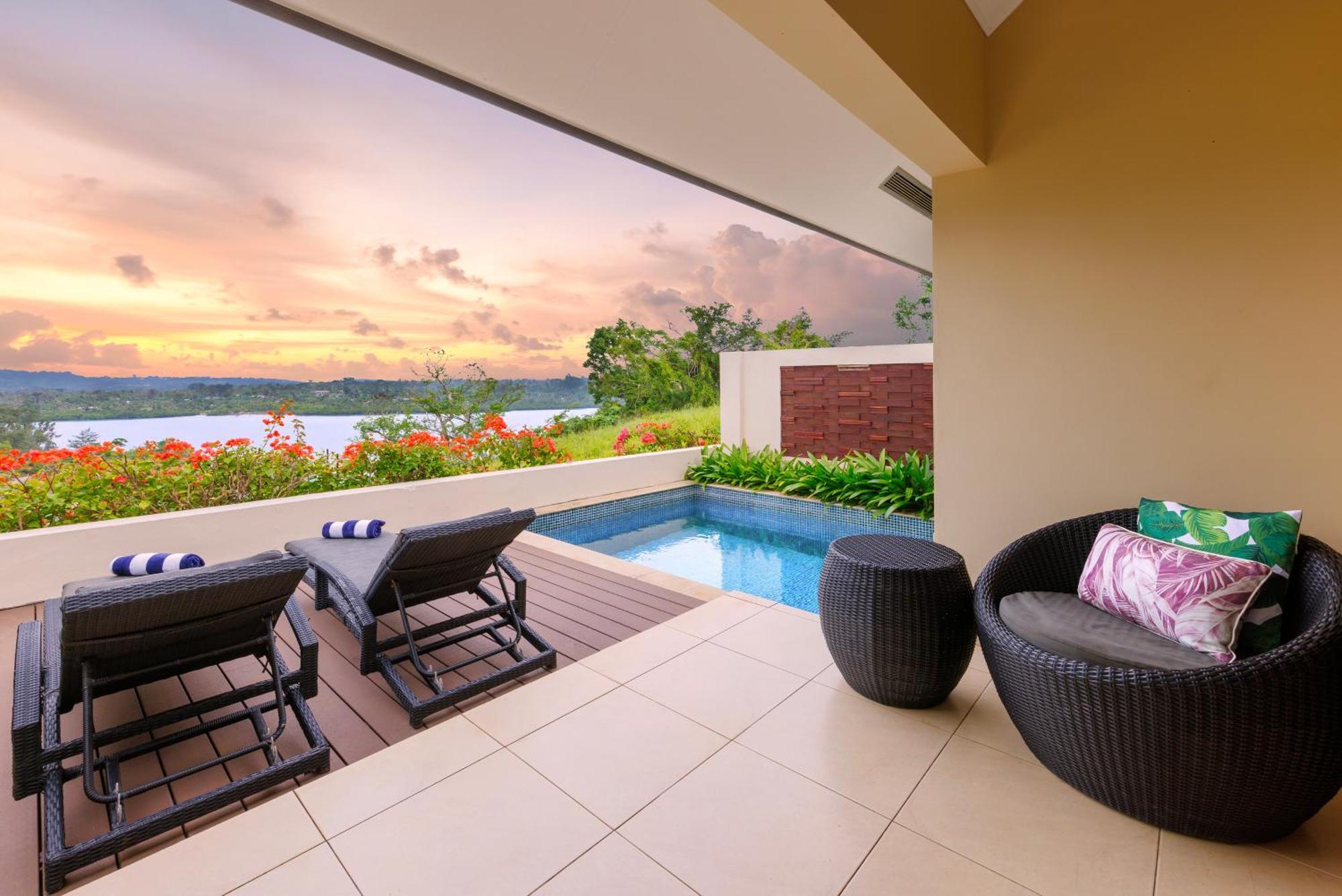 Mangoes Resort (Adults Only) Порт-Вила Экстерьер фото